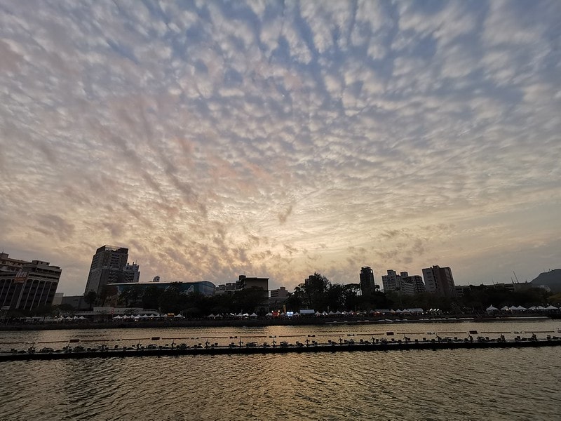 20251102-yd8wk 20251102-yd8wk