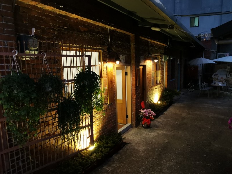 20251102-3ln8o 20251102-3ln8o