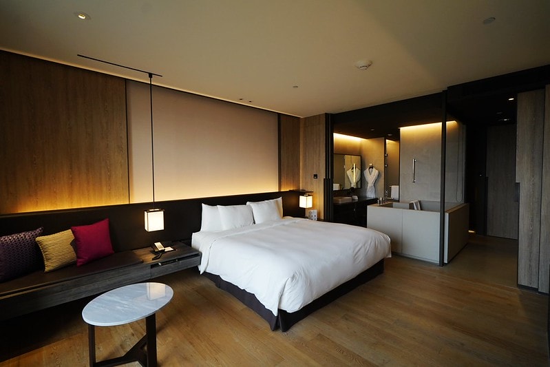 20251102-0y5ya 20251102-0y5ya