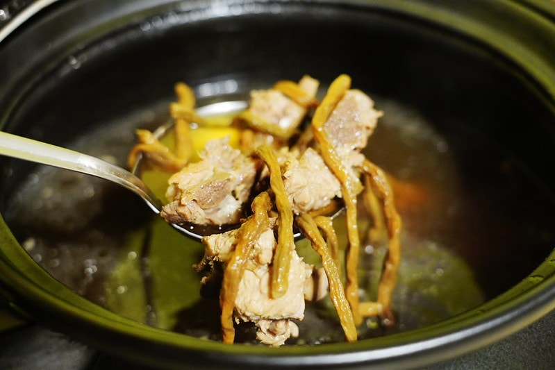 20251102-385h9 20251102-385h9