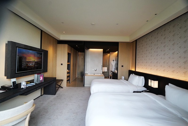 20251102-izfvs 20251102-izfvs