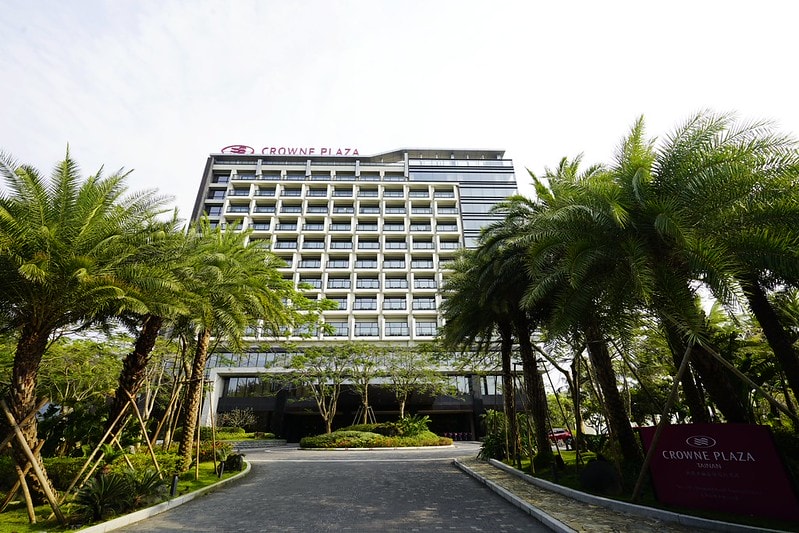 20251102-o7y70 20251102-o7y70