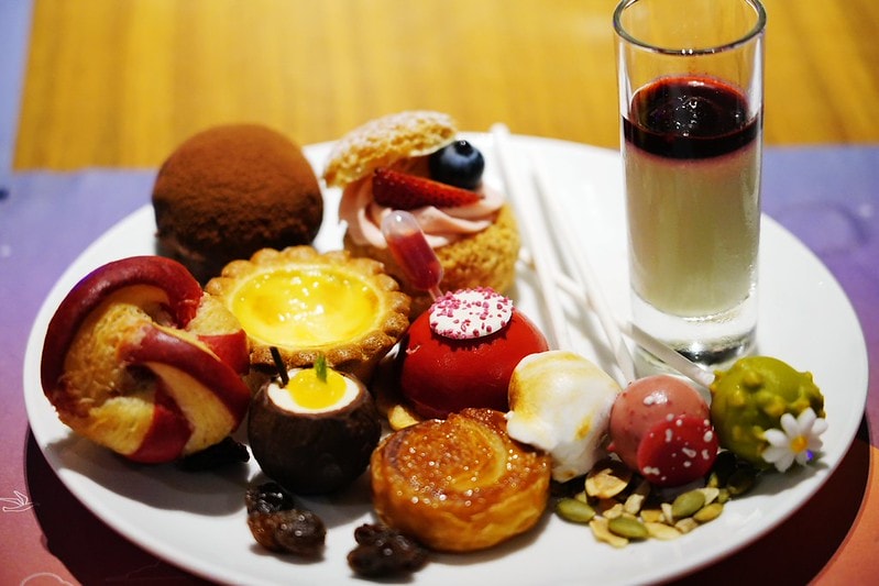 20251102-qvdnk 20251102-qvdnk