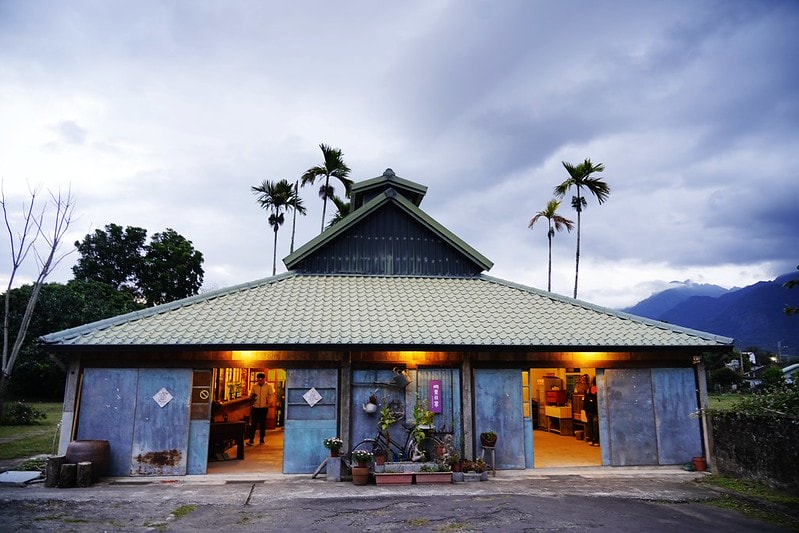 20251102-s4z4e 20251102-s4z4e