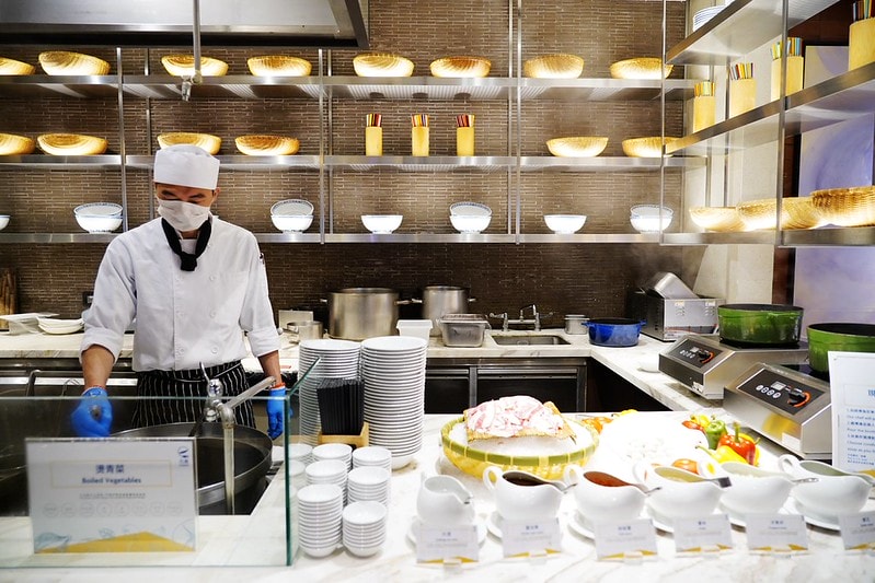 20251102-uj8it 20251102-uj8it