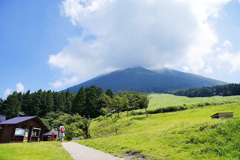 20251102-b5i1d 20251102-b5i1d