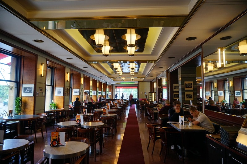 20251102-l2kjp 20251102-l2kjp