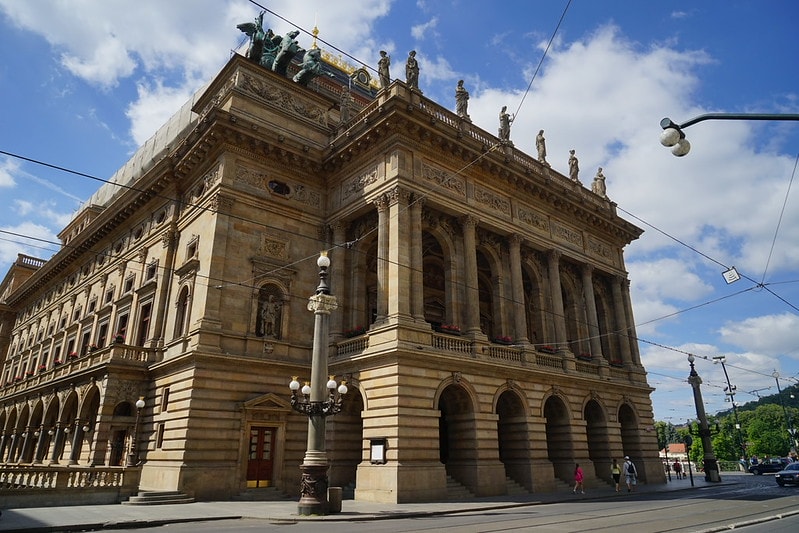 20251102-vzll4 20251102-vzll4