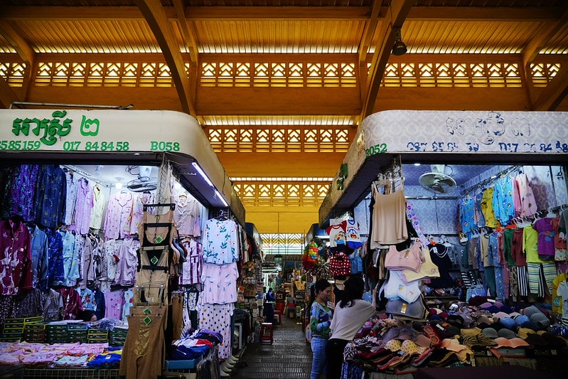 20251102-hn56l 20251102-hn56l