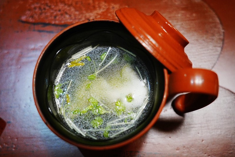 20251102-7lyj7 20251102-7lyj7