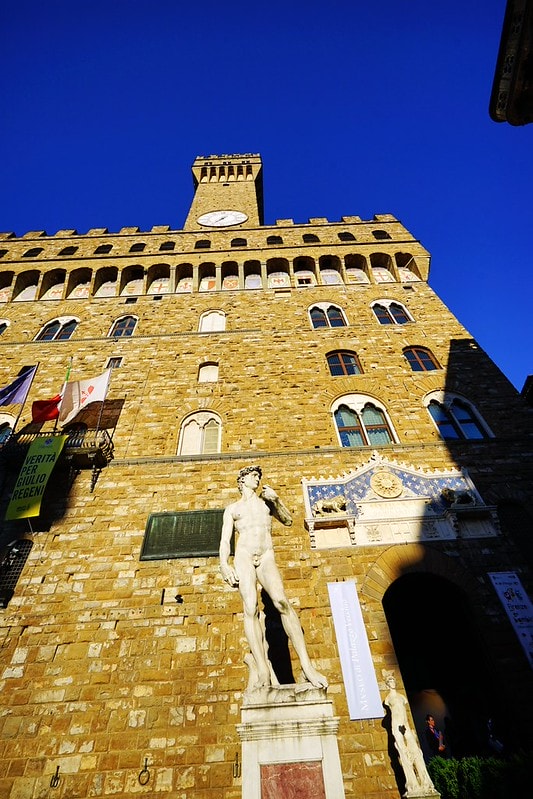 20251102-kzj5s 20251102-kzj5s