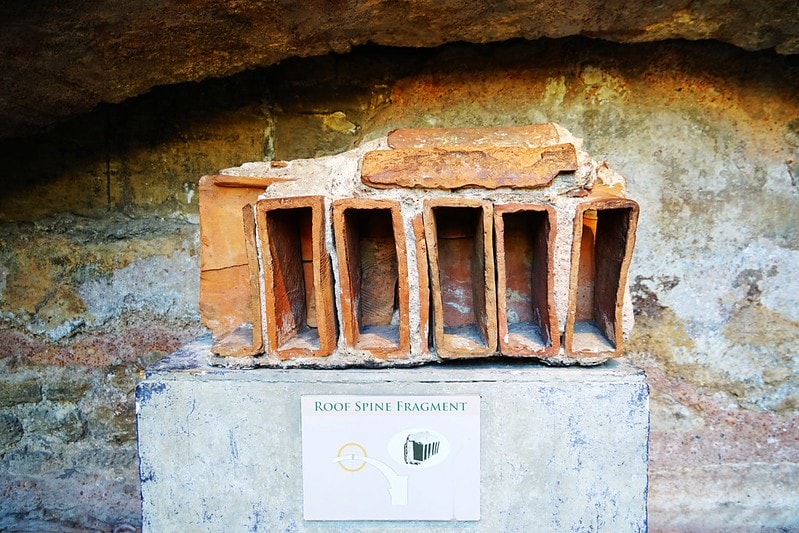 20251102-b0ur0 20251102-b0ur0