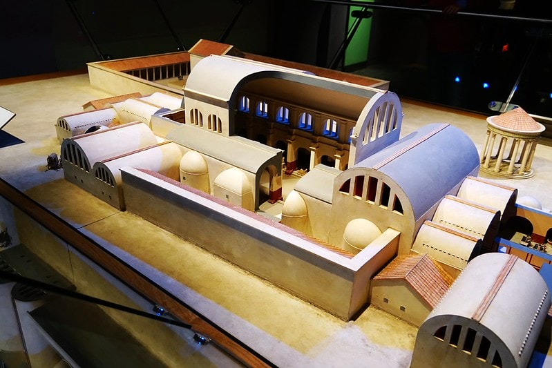 20251102-qsw8v 20251102-qsw8v