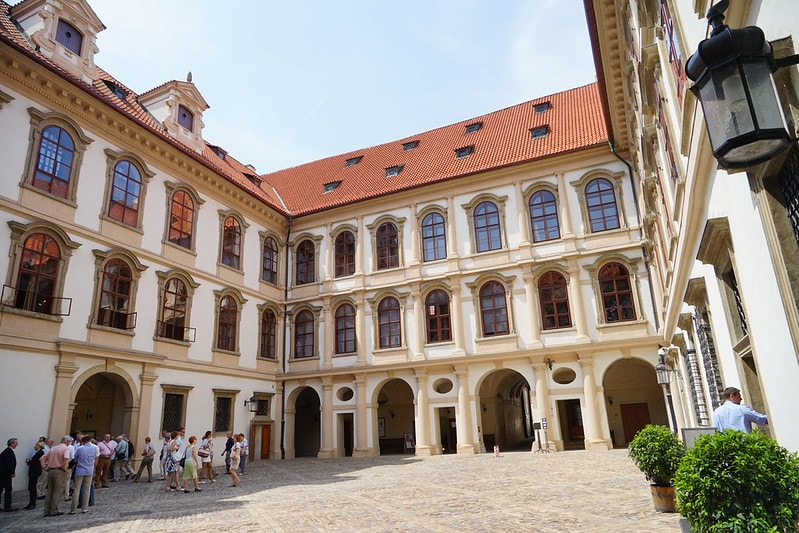 20251102-w2p74 20251102-w2p74