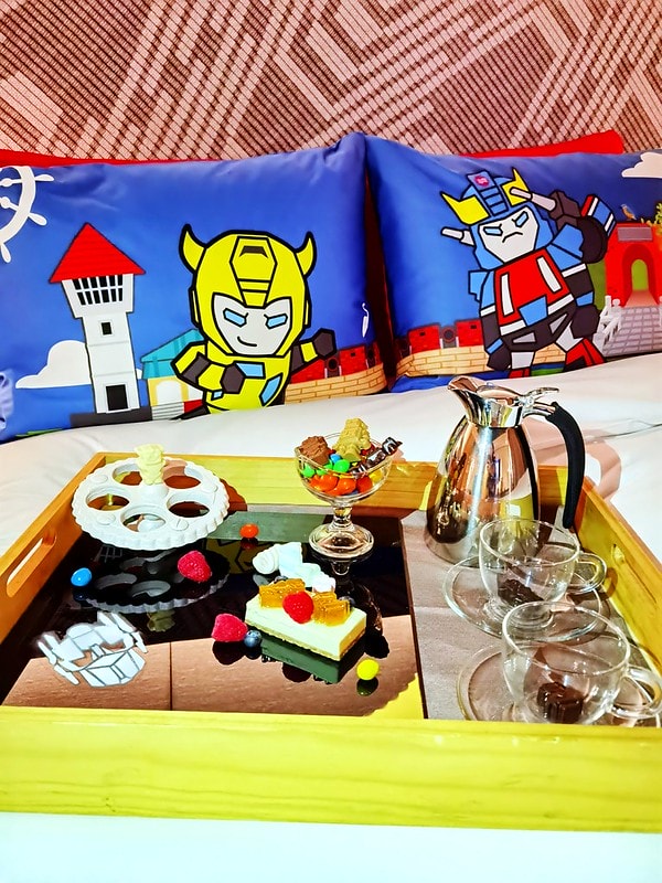 20251102-6bdhm 20251102-6bdhm