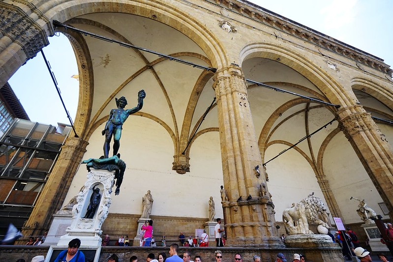 20251102-9z4k9 20251102-9z4k9