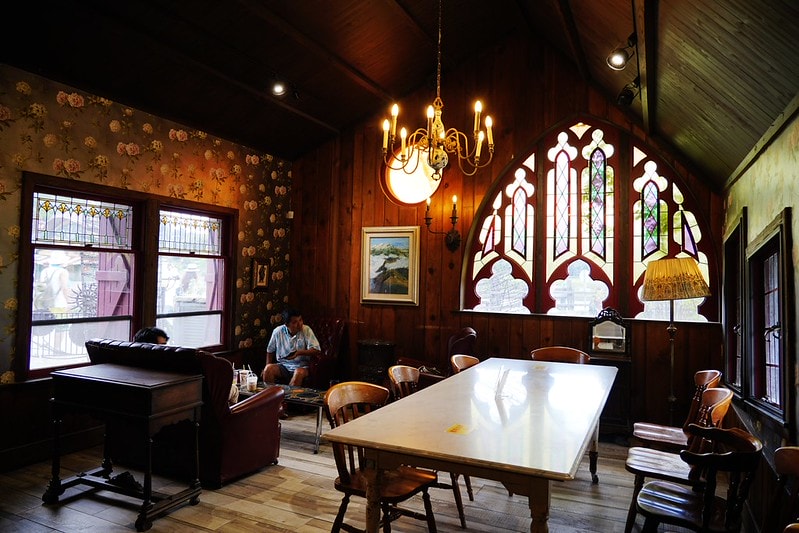 20251102-w6v24 20251102-w6v24