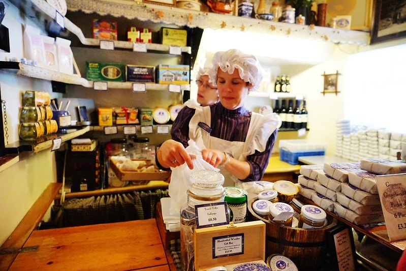 20251102-l836d 20251102-l836d