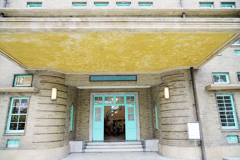 20251102-e6o9p 20251102-e6o9p