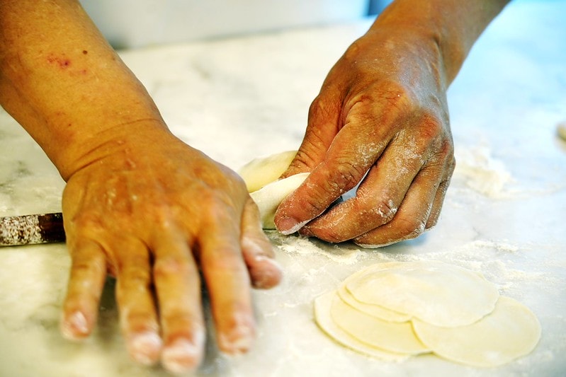 20251102-eze5v 20251102-eze5v