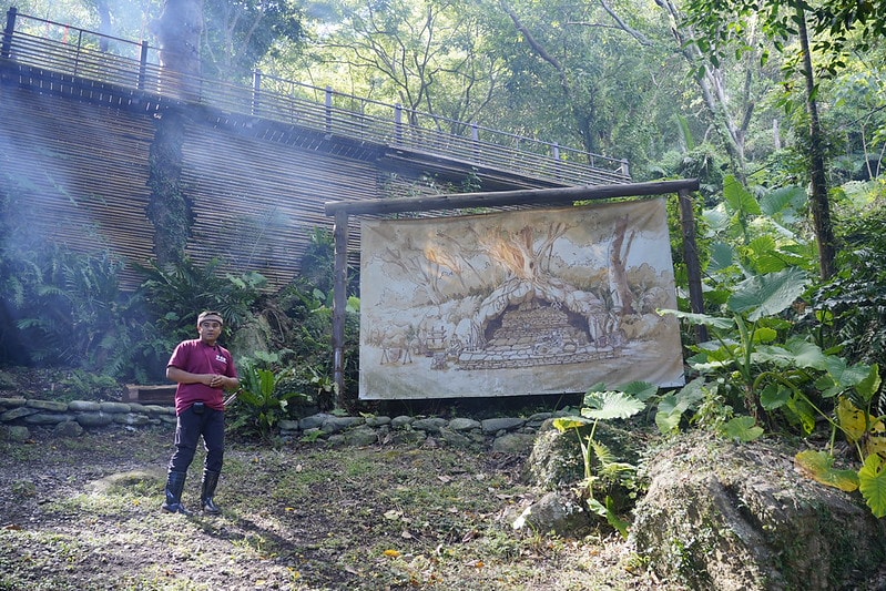 20251102-v0ax8 20251102-v0ax8