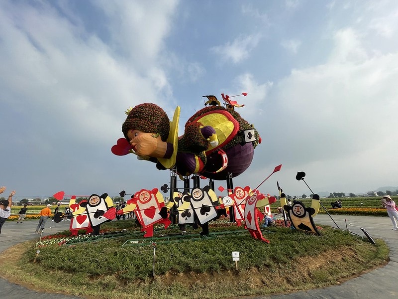 20251102-1sw1j 20251102-1sw1j