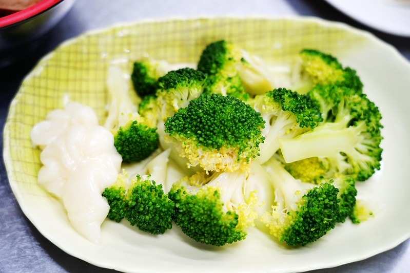 20251102-4rqoa 20251102-4rqoa