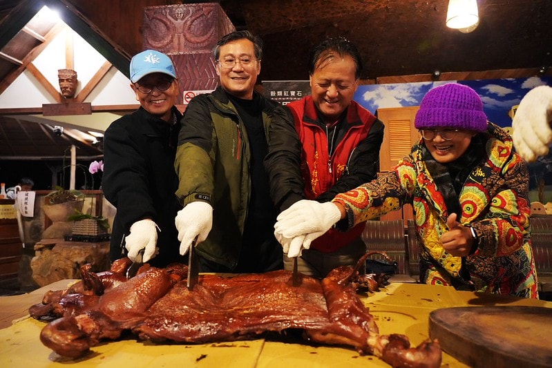 20251102-a7tgj 20251102-a7tgj