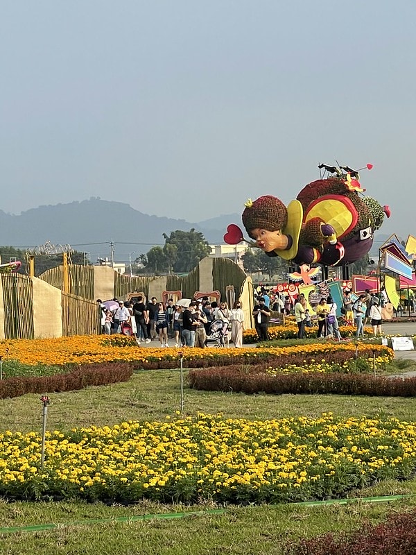 20251102-e7urk 20251102-e7urk