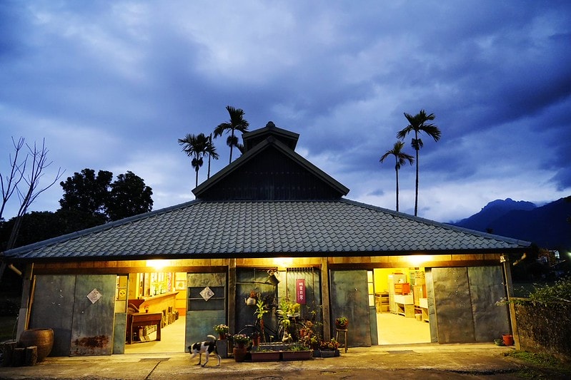 20251102-n5mmz 20251102-n5mmz