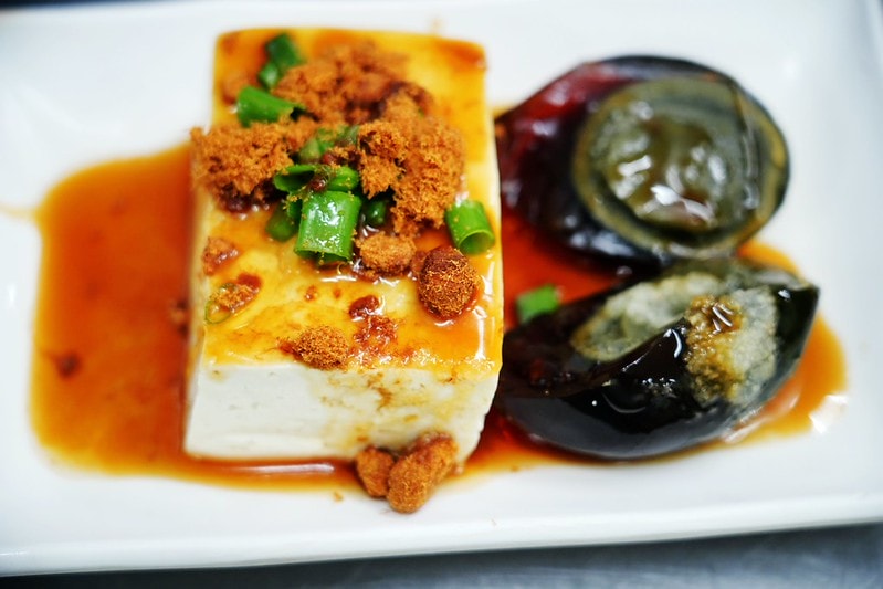 20251102-vhstb 20251102-vhstb