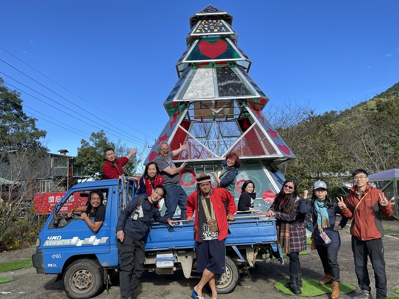 20251102-w8m1h 20251102-w8m1h