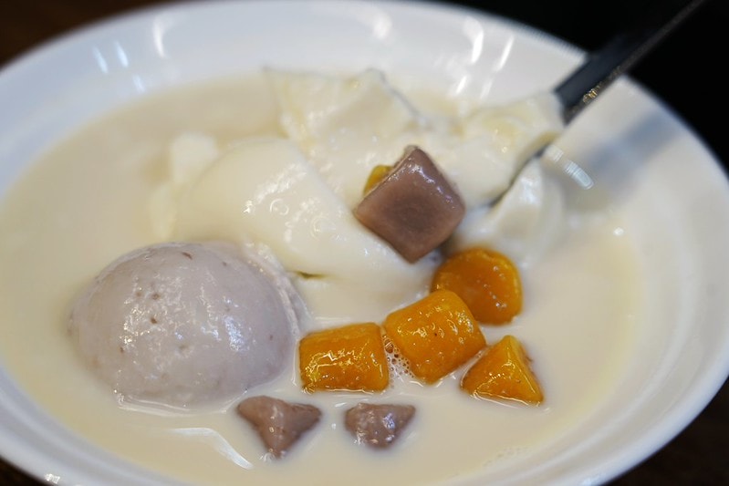 20251102-f1lpk 20251102-f1lpk