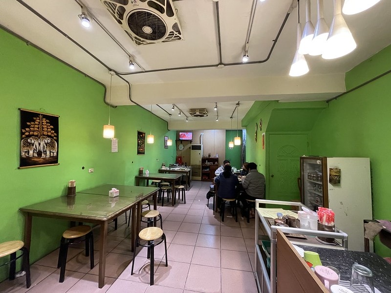 20251102-1kjk7 20251102-1kjk7