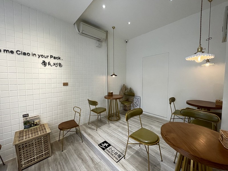 20251102-5h7y6 20251102-5h7y6