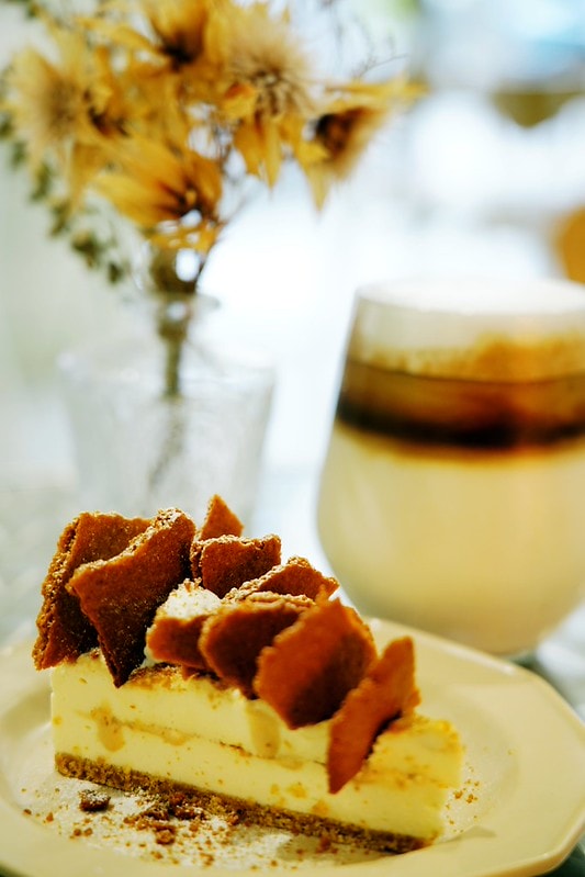 20251102-qch4u 20251102-qch4u