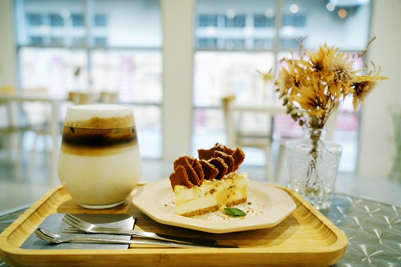 20251102-zp0av 20251102-zp0av