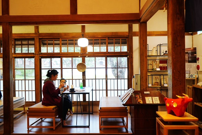 20251102-1n1c6 20251102-1n1c6