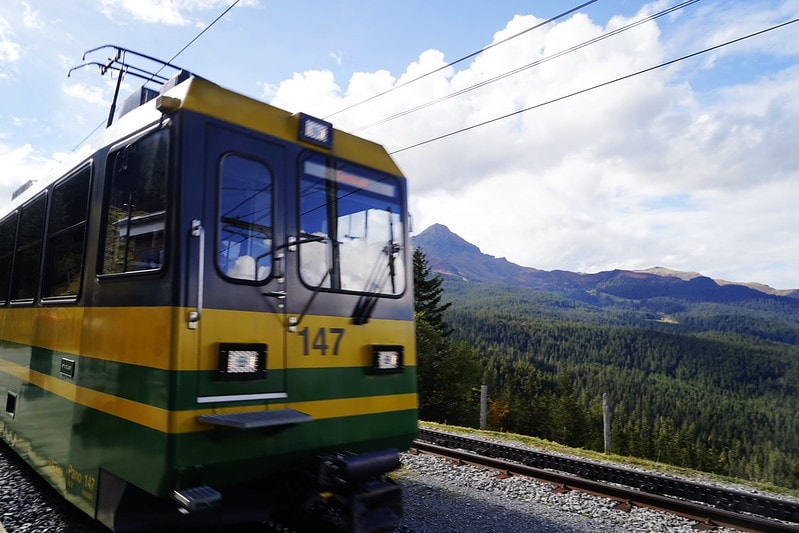 20251102-45g0h 20251102-45g0h