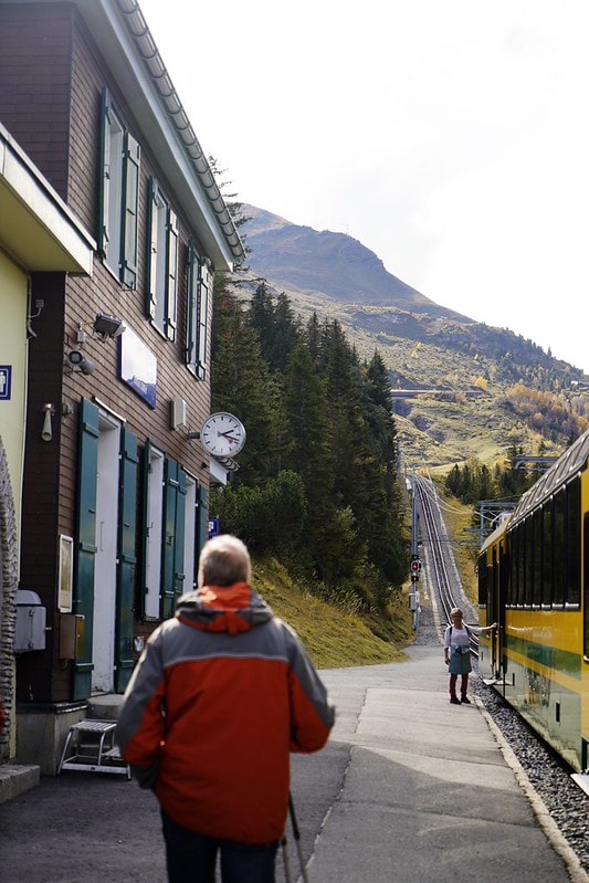 20251102-m9do0 20251102-m9do0