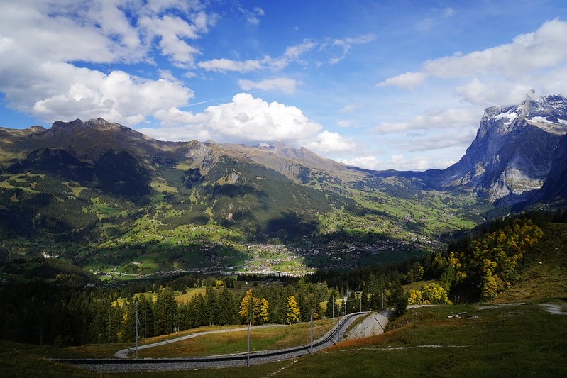 20251102-se9k7 20251102-se9k7