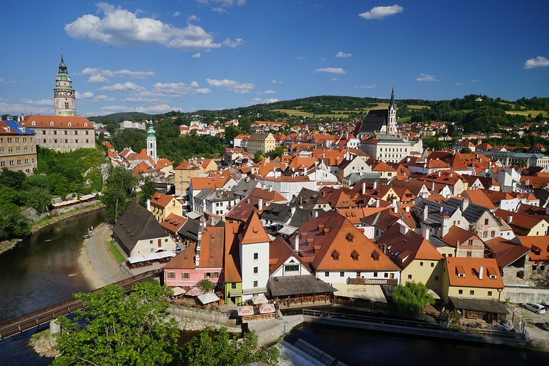 20251102-jw71h 20251102-jw71h