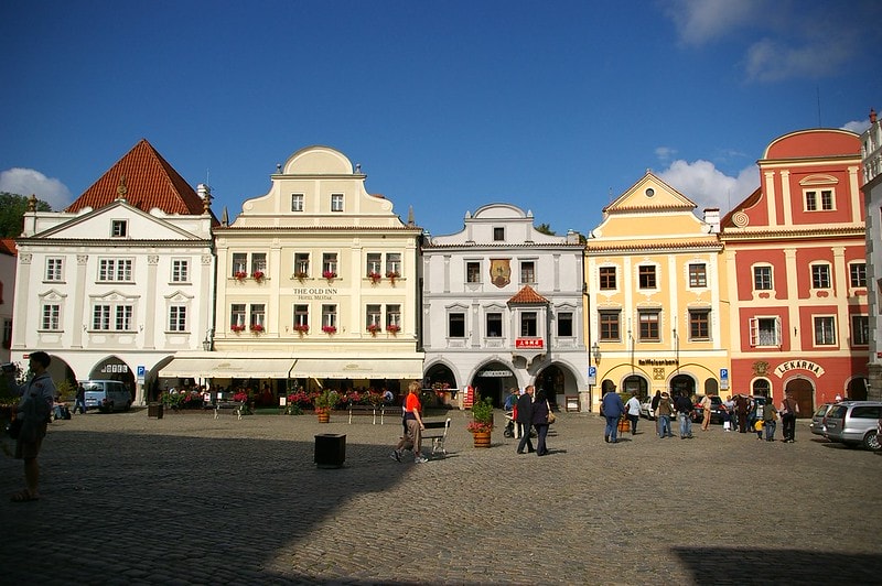 20251102-ow0n7 20251102-ow0n7