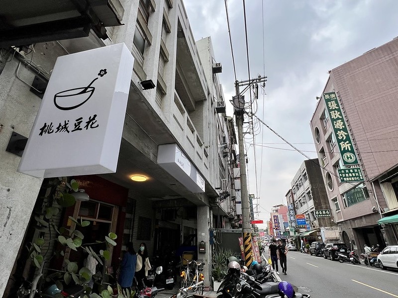 20251102-9w42l 20251102-9w42l