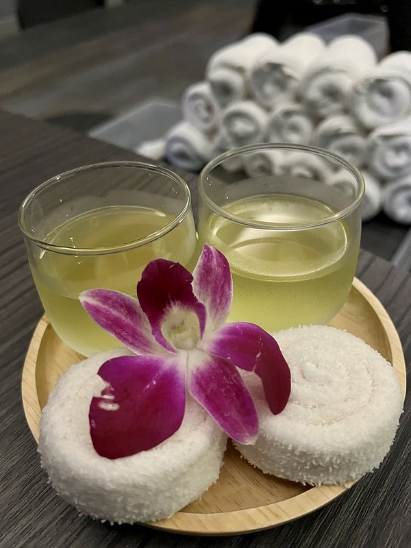 20251102-90cwt 20251102-90cwt