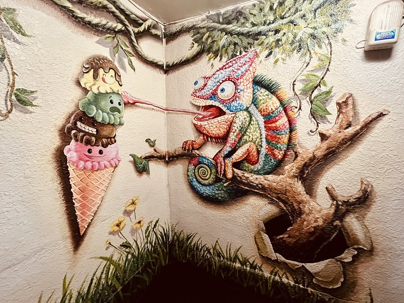 20251102-ug2wj 20251102-ug2wj