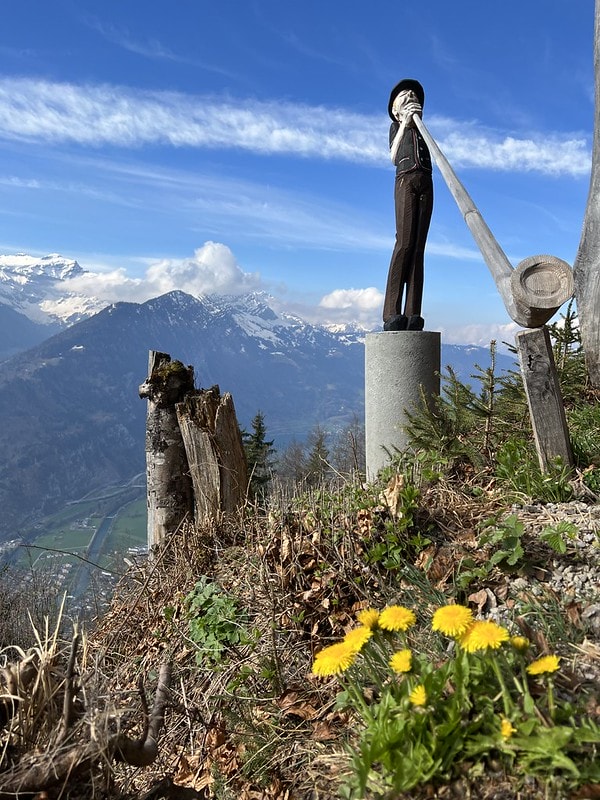 20251102-blkwm 20251102-blkwm