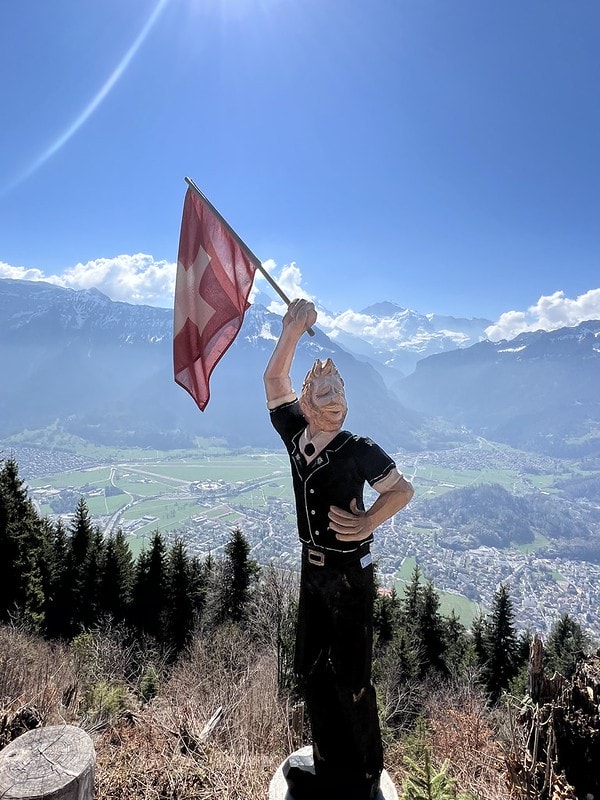 20251102-dfwbx 20251102-dfwbx