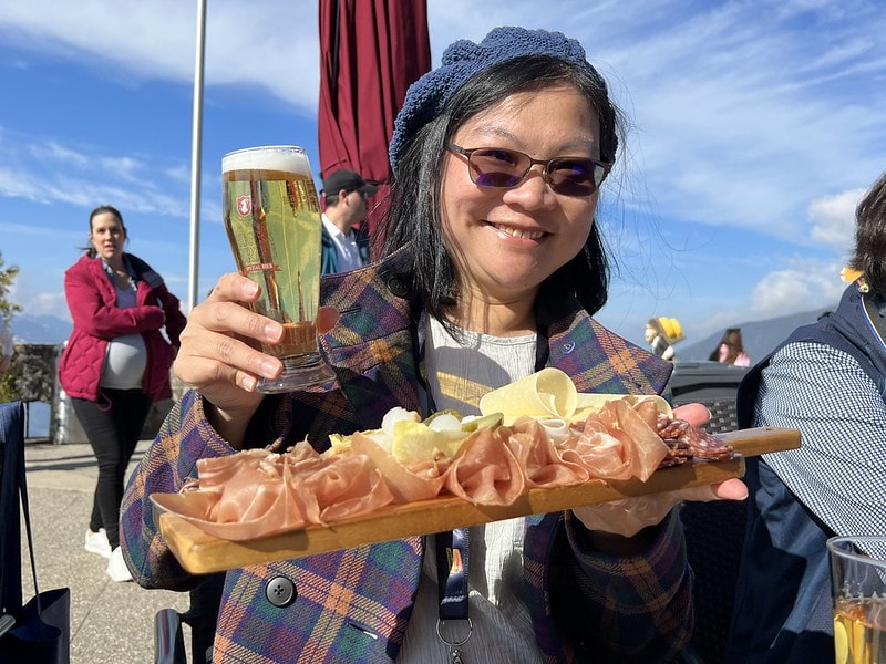 20251102-dzbyu 20251102-dzbyu