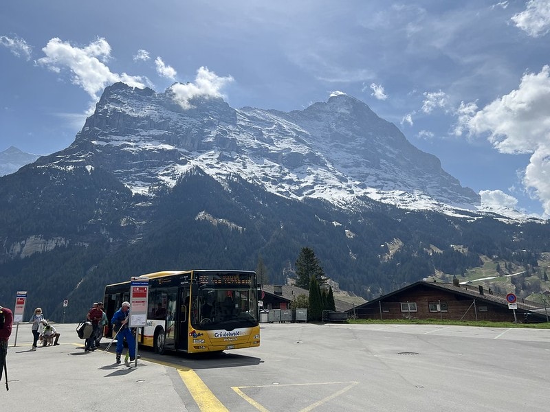 20251102-nj0re 20251102-nj0re